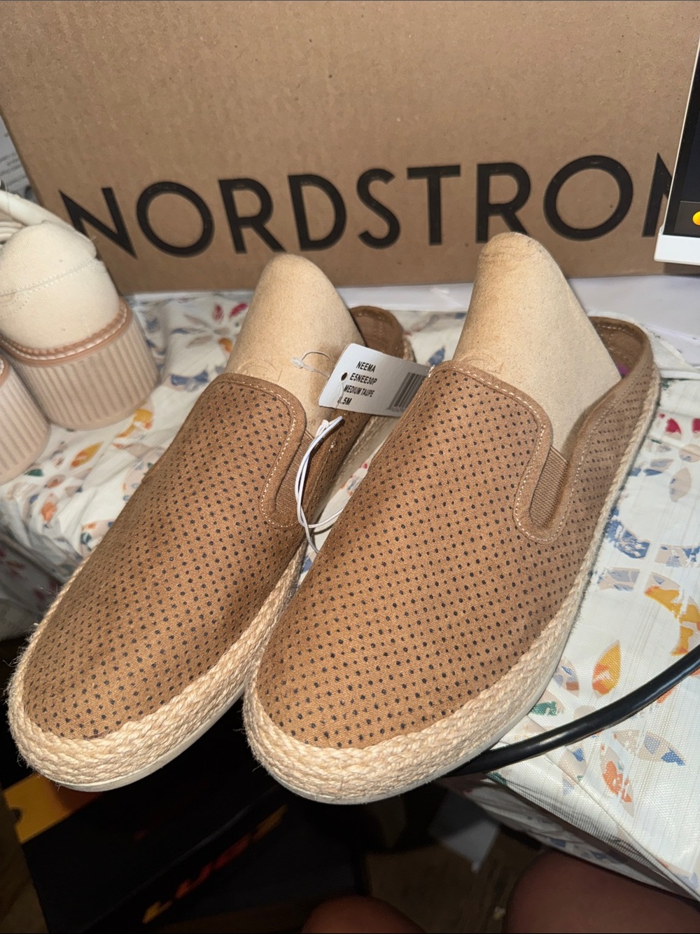 Esprit NEEMA MEDiUM TAUPE Perforated Slip-On Flats brand new ! NWT